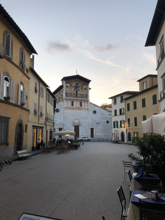 Apartment With Garden Lucca Exterior foto