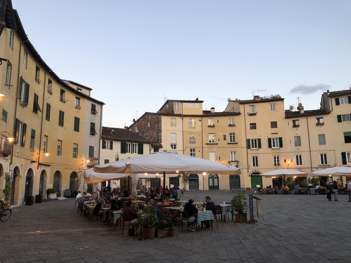 Apartment With Garden Lucca Exterior foto